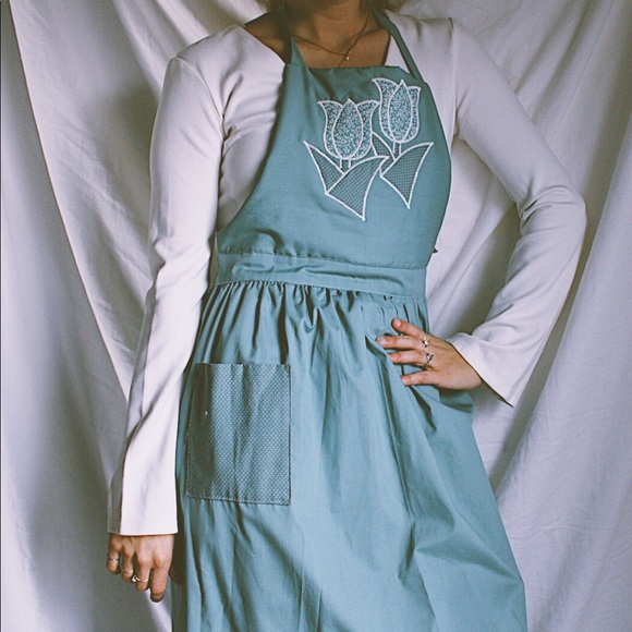 Mother/Child Apron Set - Picture 3 of 3